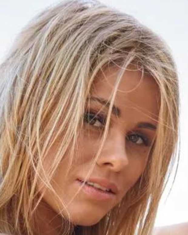 Paige VanZant